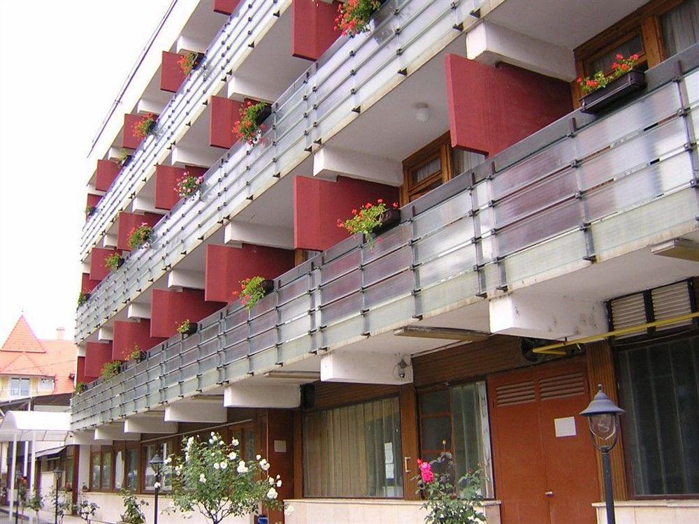 Majerik Hotel Héviz Zewnętrze zdjęcie
