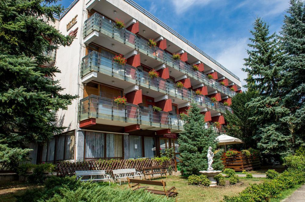 Majerik Hotel Héviz Zewnętrze zdjęcie