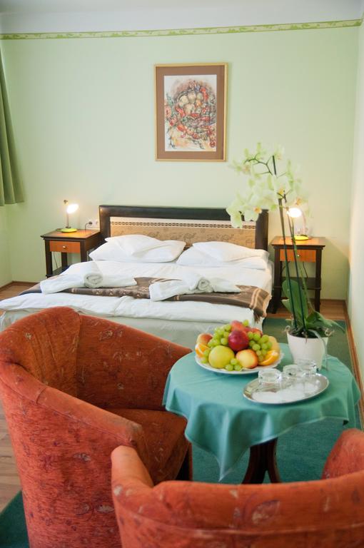 Majerik Hotel Héviz Zewnętrze zdjęcie