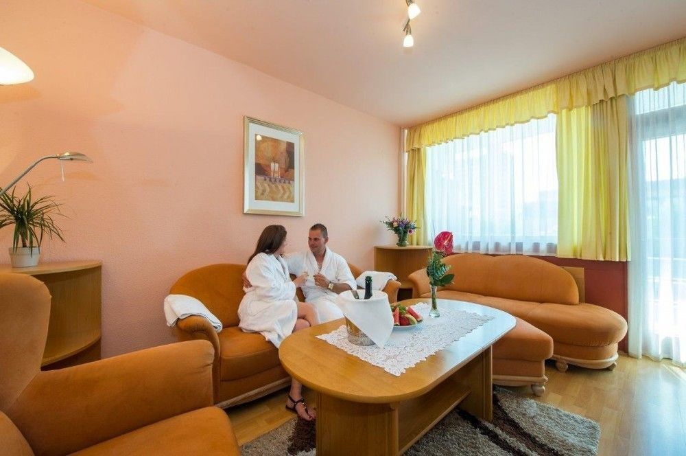 Majerik Hotel Héviz Zewnętrze zdjęcie